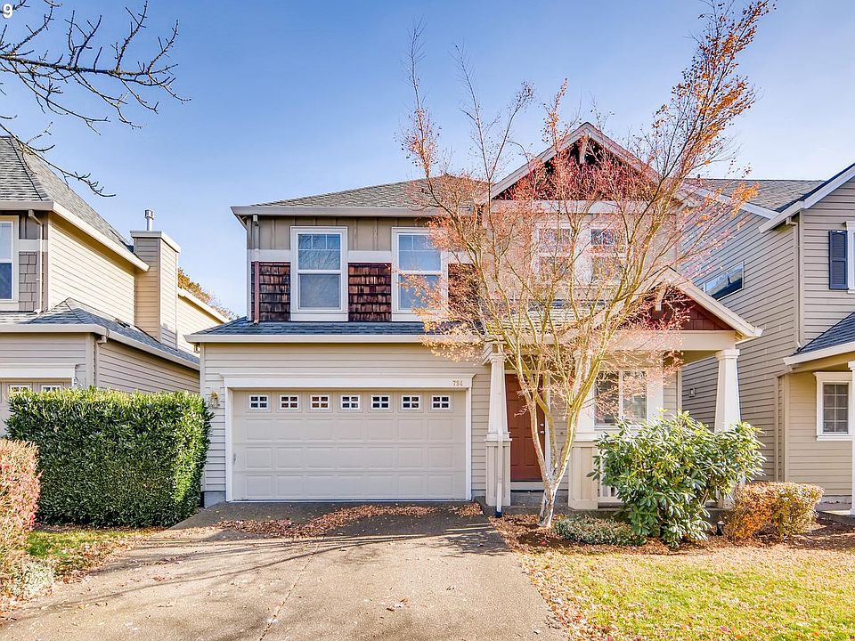1st image of 784 NE Caden Ave