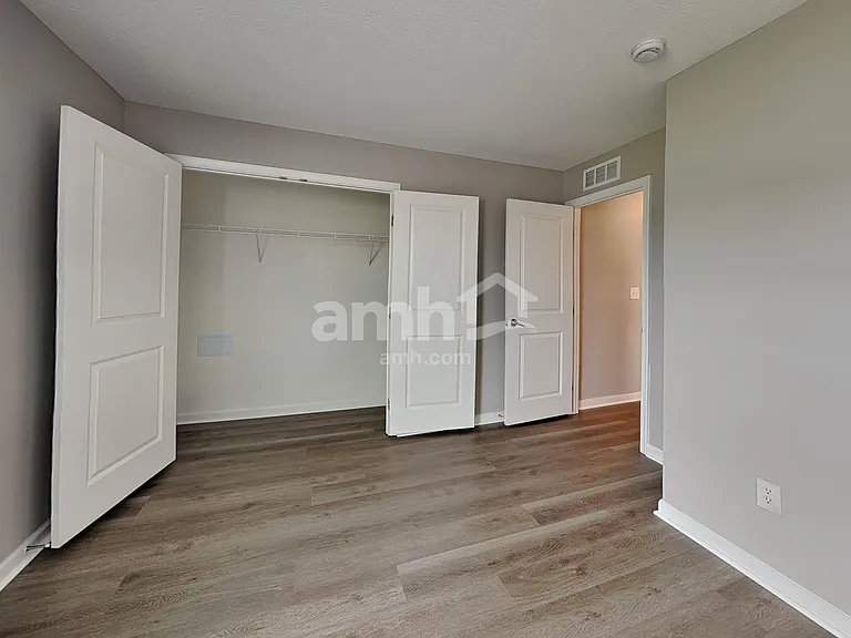 676 Classic Ln — Photo 21