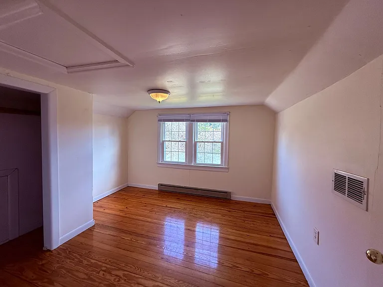 1617 Kennedy Ave — Photo 13