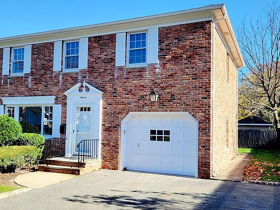 Available Immediately! Terrific Location! Close to Parks, Train, and Downtown!