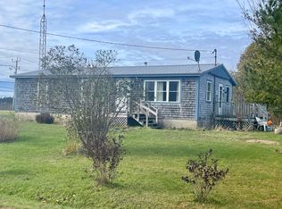 2 Norwood Rd, Eastport, ME 04631