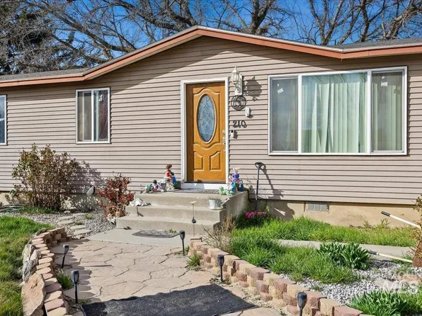 210 5th Ave E, Wendell, ID 83355