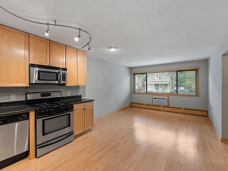 2530 1st Ave S #N201 — Photo 3