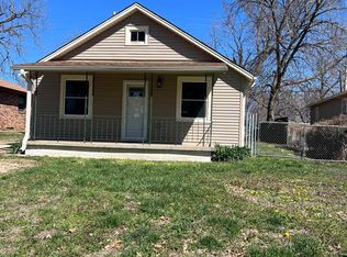 524 SW Saline St, Topeka, KS 66606