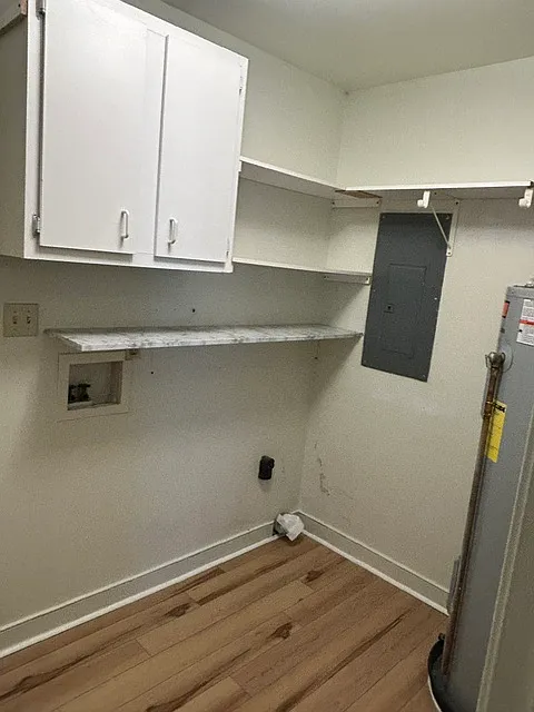 3 bed, 1.5 bath, 1392 sqft, $2,150 — Photo 3
