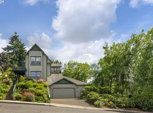 1822 Skyway St S, Salem, OR 97302
