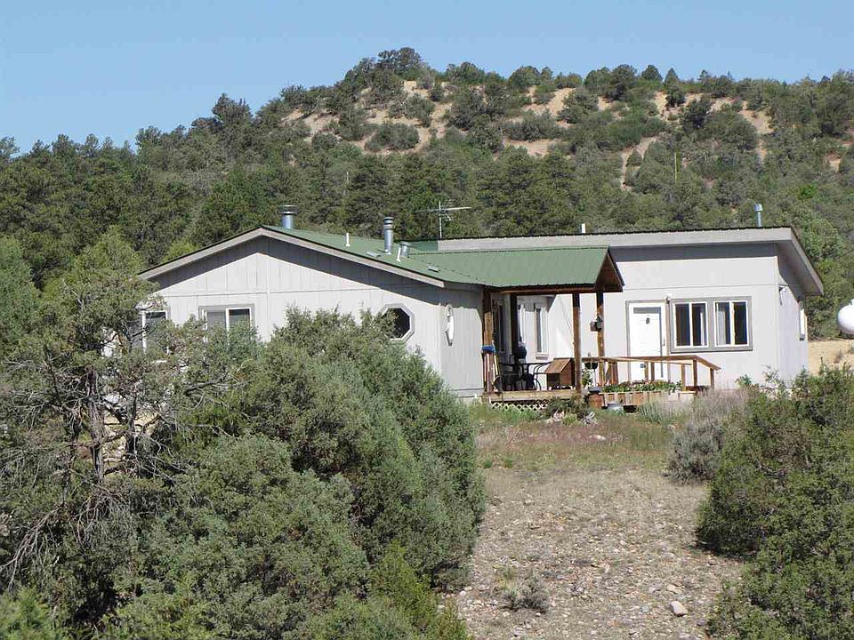 1st image of 26 Hideaway Ln