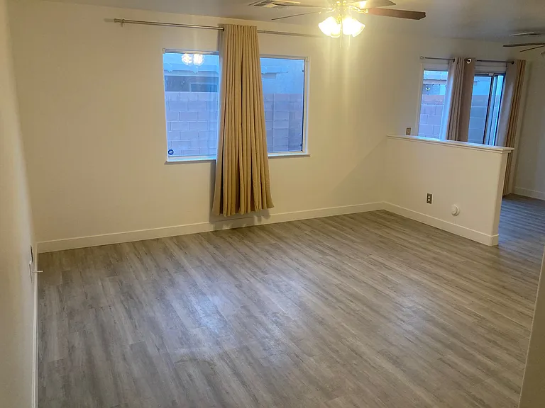 713 Spotted Eagle St — Photo 10