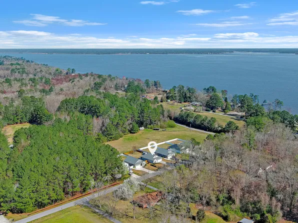 120 E Camp Kiro Road, New Bern, NC 28560