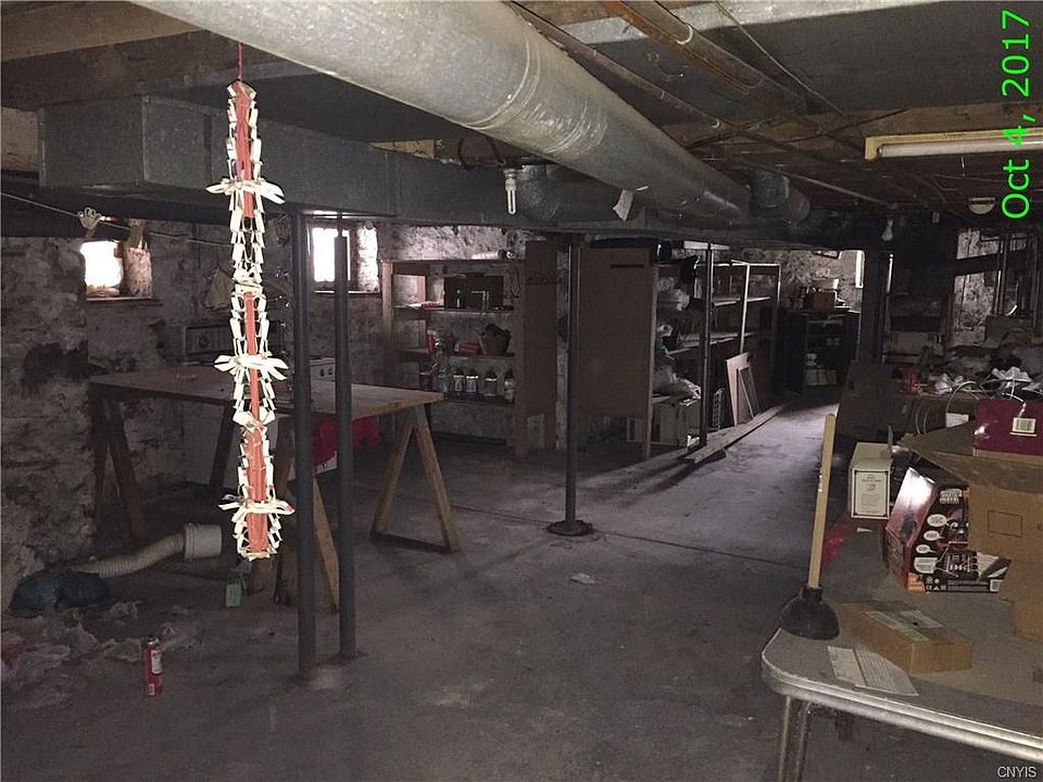 2nd image of 612 N McBride St