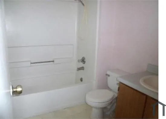 3 bed, 1205 sqft, $1,770 — Photo 4