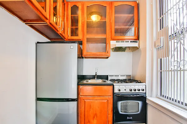 Rented by Platinum Properties | media 4