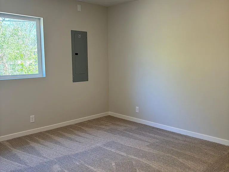 4150 S 54th St — Photo 13