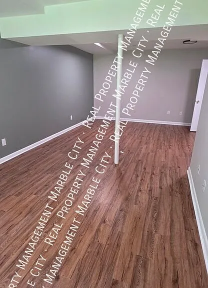 721 Shady Springs Ln — Photo 23
