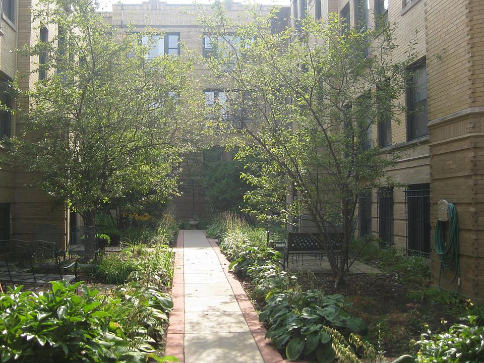 front courtyard (small patios with benches available to all 