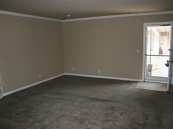 4th image of 1125 Minnesota Ave APT 4