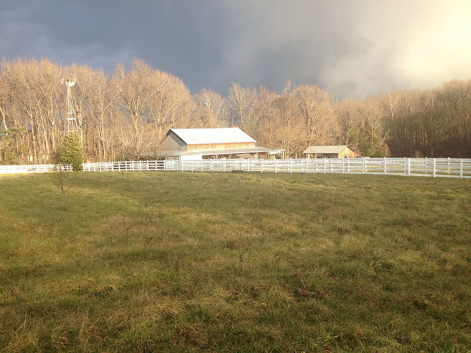 1st image of 101 Heritage Farms Way