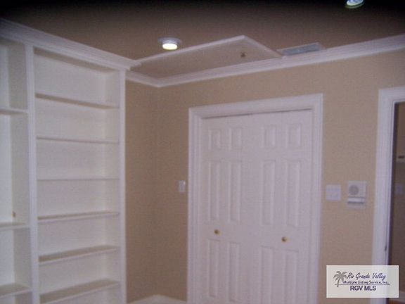 3rd image of 385 Calle Jacaranda
