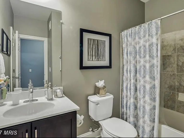 42835 Burrell Sq — Photo 7