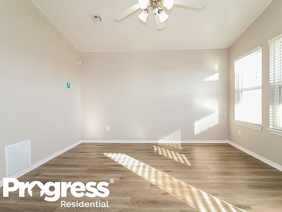 3rd image of 1008 SW 156th St