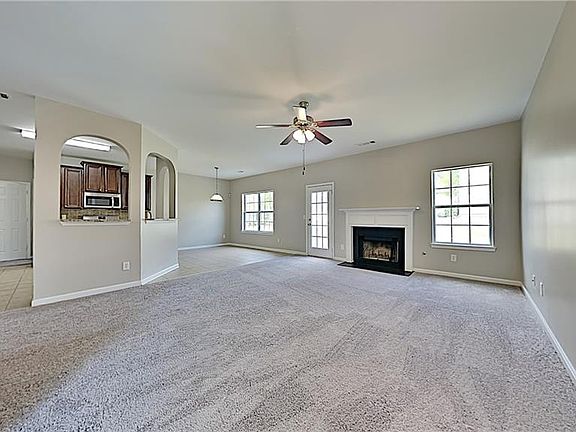 5th image of 3085 Gayle Manor Ln