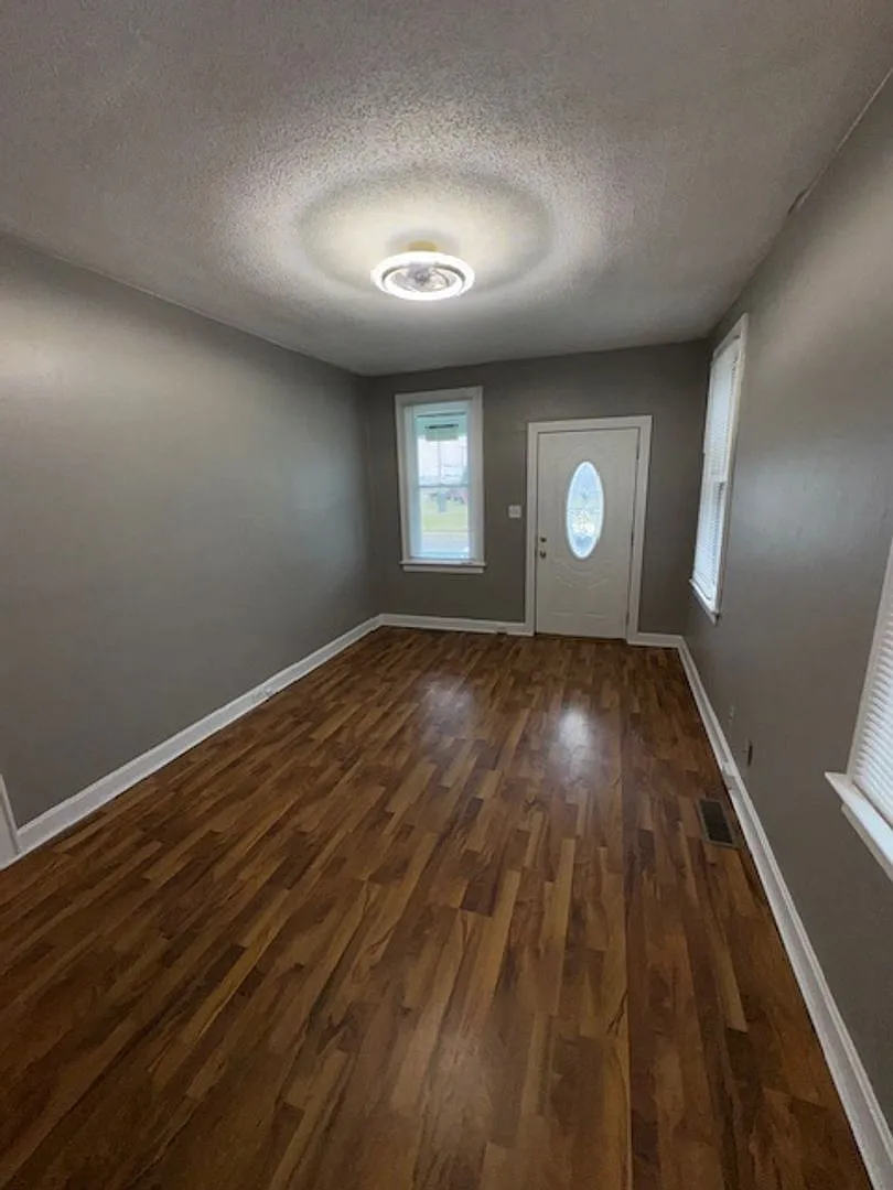 1316 North Garvin Street, Evansville, Indiana 47711 — Photo 3