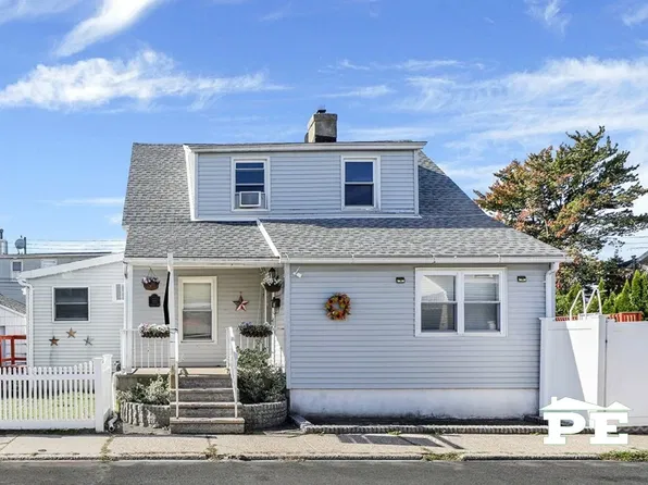 17 Dictum Court image 1 of 51