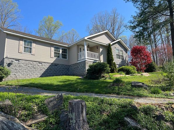 473 Willowton Rd, Princeton, WV 24739