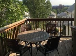 1 Oak Pl, Watertown, MA 02472
