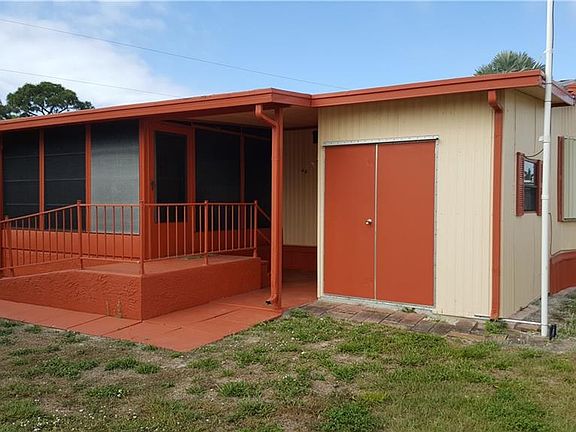5th image of 4660 Gulfgate Ln