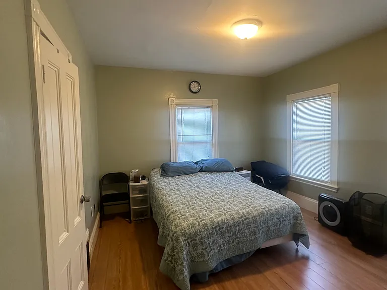 374 Highland Ave — Photo 8