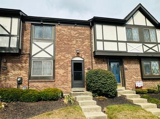 504 Halifax Cir, Cincinnati, OH 45244