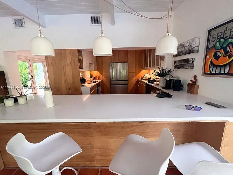 240 Greenwood Dr #240 — Photo 5