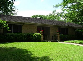 4216 Marys Creek Dr, Benbrook, TX 76116