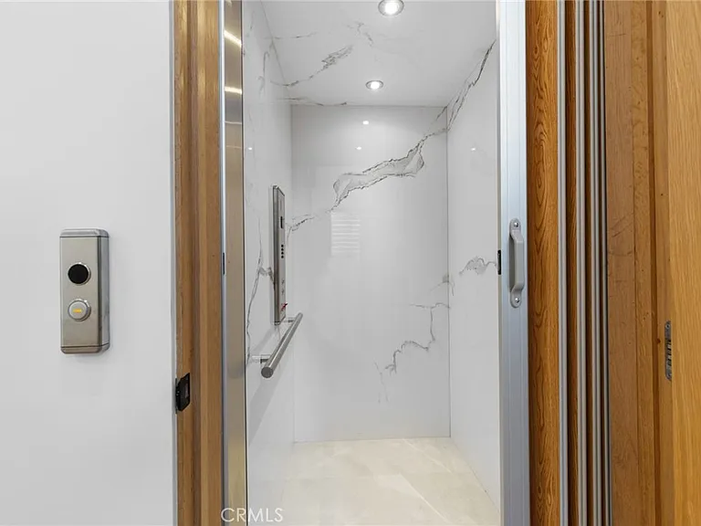 5702 Melvin Ave — Photo 22