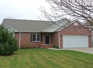 5012 Woodland Hills Dr, Eagle, NE 68347