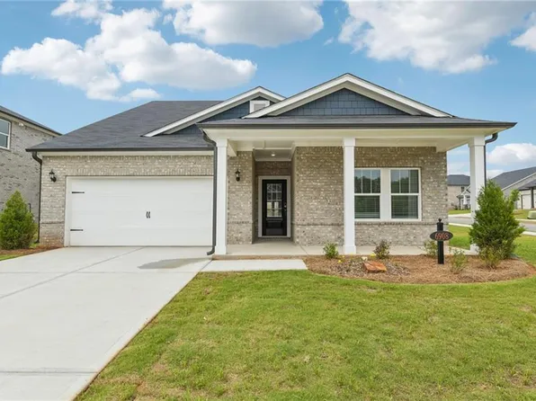 6908 Winchester Pl, Fairburn, GA 30213