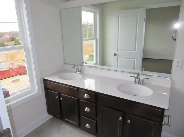 5216 Gower Pl, Glen Allen, VA 23059