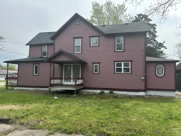 297 W Grove St, Wheatfield, IN 46392