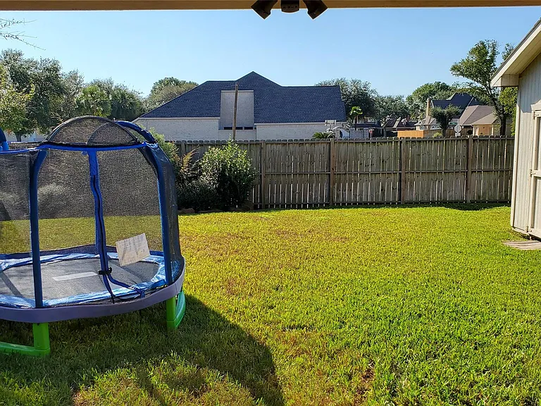 5106 Misty Ln — Photo 22