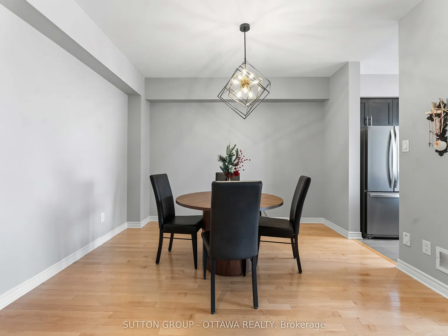 3 bed, $2,900 — Photo 4