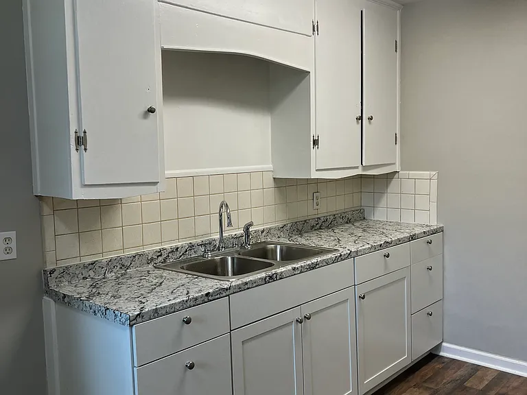 5550 Davis Rd #3 — Photo 7