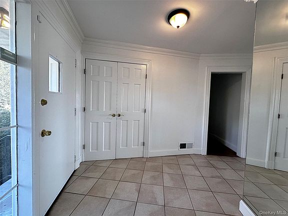2nd image of 1090 Bayhead Dr
