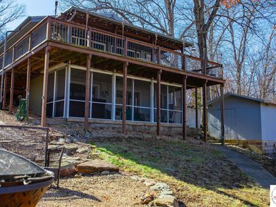 29613 Forthview Rd, Edwards, MO, 65326