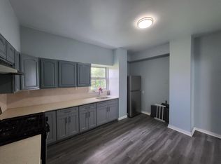 17 Chestnut St APT 1, Yonkers, NY 10701
