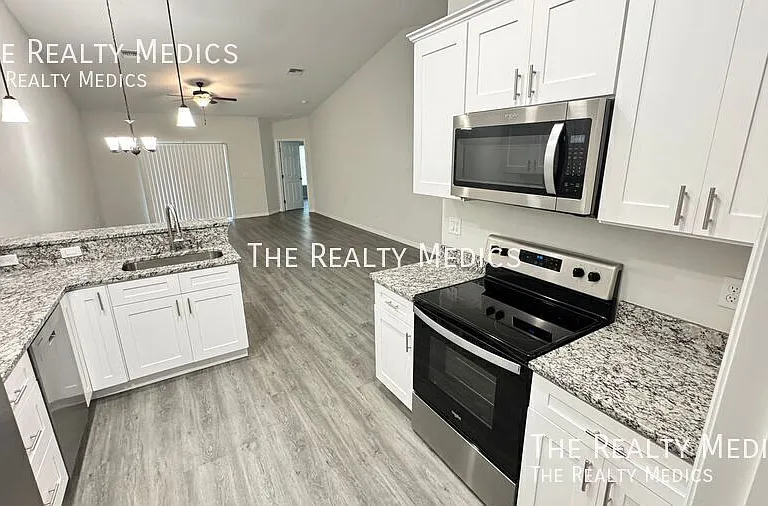 4167 Hammock Rd — Photo 7