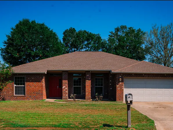 6586 Fall St, Milton, FL 32570