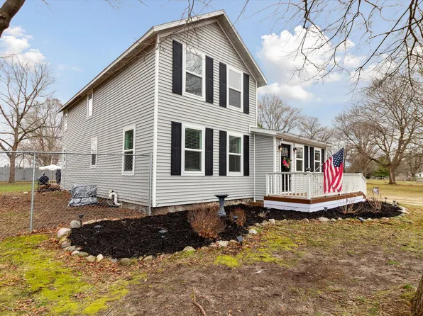 504 W Pere Marquette St, Big Rapids, MI 49307