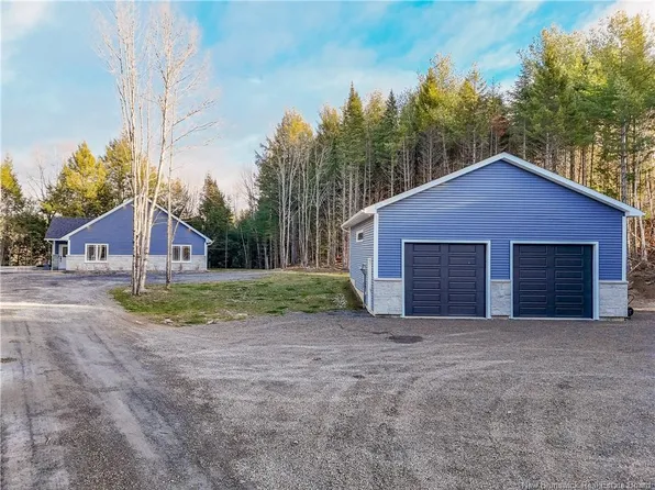 47 Lower Durham Rd, Saint Marys, NB E6C 1H9