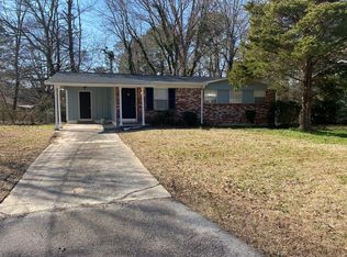 6691 Wolf River Dr, Riverdale, GA 30274